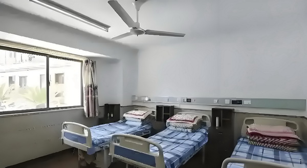 阿娇一个人独居北京3居室，自称比香港要便宜
